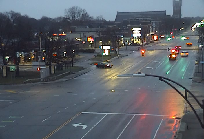 Traffic Cam Main St at University / Inner Loop