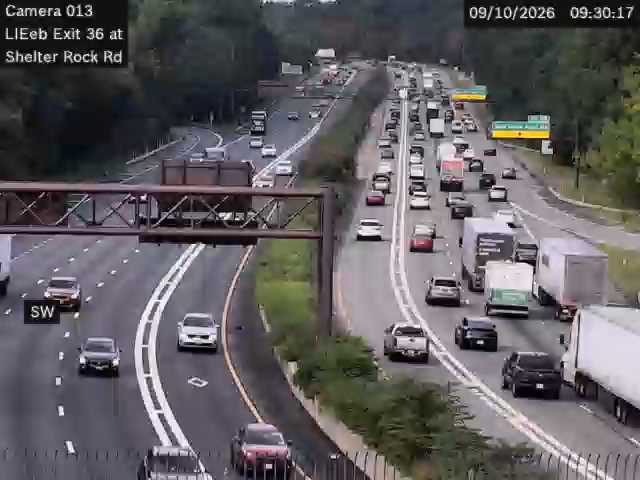 I-495 at Shelter Rock Rd
