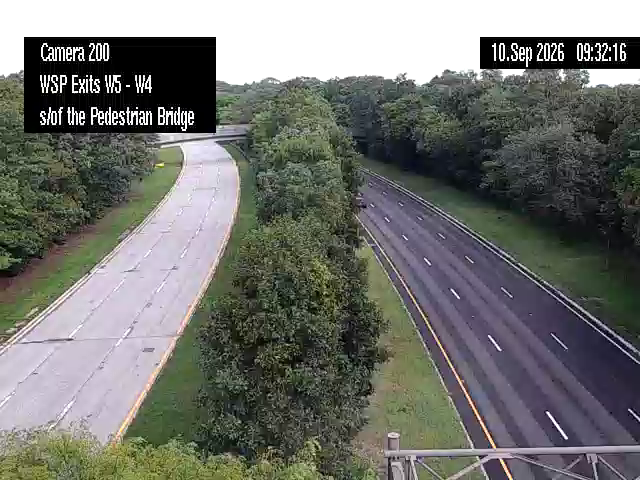WSP Exits W05-W04 South of the Pedestrian Bridge