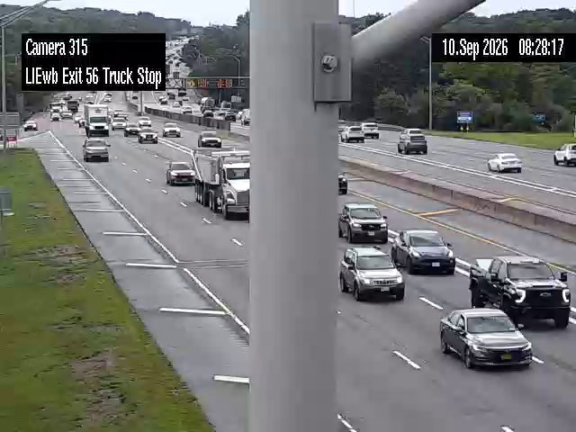 495 Westbound at Exit 56 Rest Area Camera 1