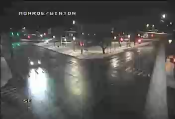 Traffic Cam Monroe Ave at S Winton Rd