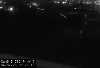 Traffic Cam I-787 at NY 7 - Northbound