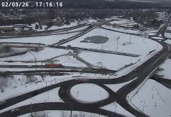 Traffic Cam I-81 south of Exit 16A (I-481)