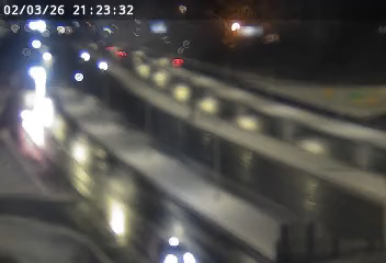 Traffic Cam I-690 east of Exit 16 (Thompson Rd)