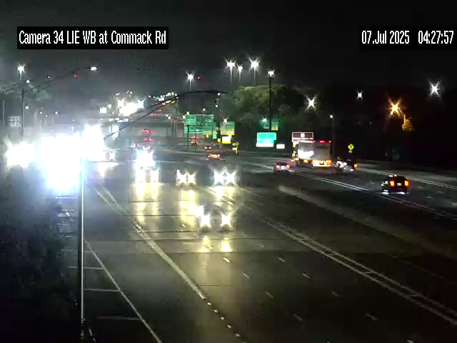 Traffic Cam I-495 at Commack Road - Westbound