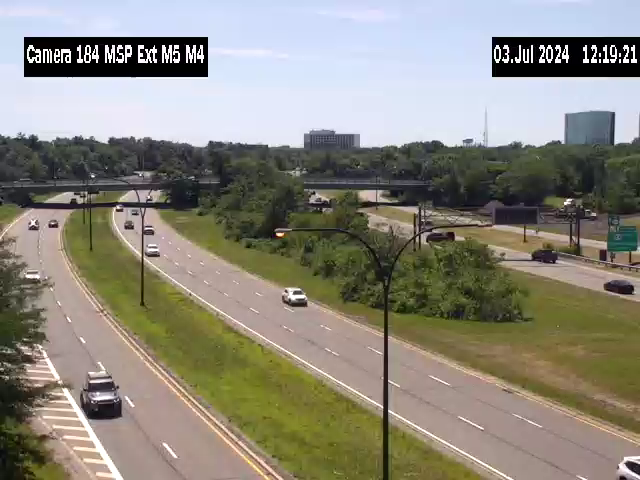 Traffic Cam MSP between M5 and M4 (north of Charles Lindbergh Blvd) - Southbound