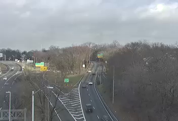 Traffic Cam I-678 at 14th Avenue - Northbound