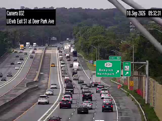 I-495 at Deer Park Ave