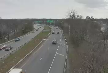 Traffic Cam NY440 at Watchogue Road - Southbound