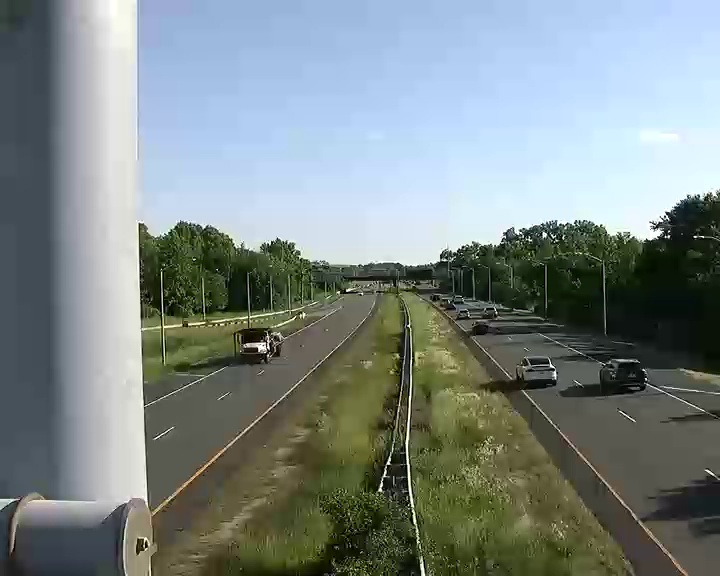 Traffic Cam NY440 at Bloomfield Avenue - Northbound