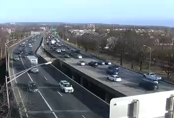 Traffic Cam I-278 at West of South Avenue - Westbound