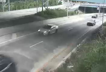 I-678 at Grand Central Pkwy/Interchange